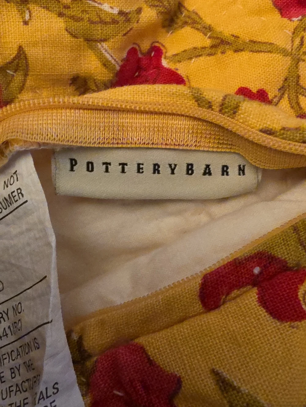 POTTERY BARN | SET OF 2 PILLOW SHAMS VANESSA / COLETTE PATTERN